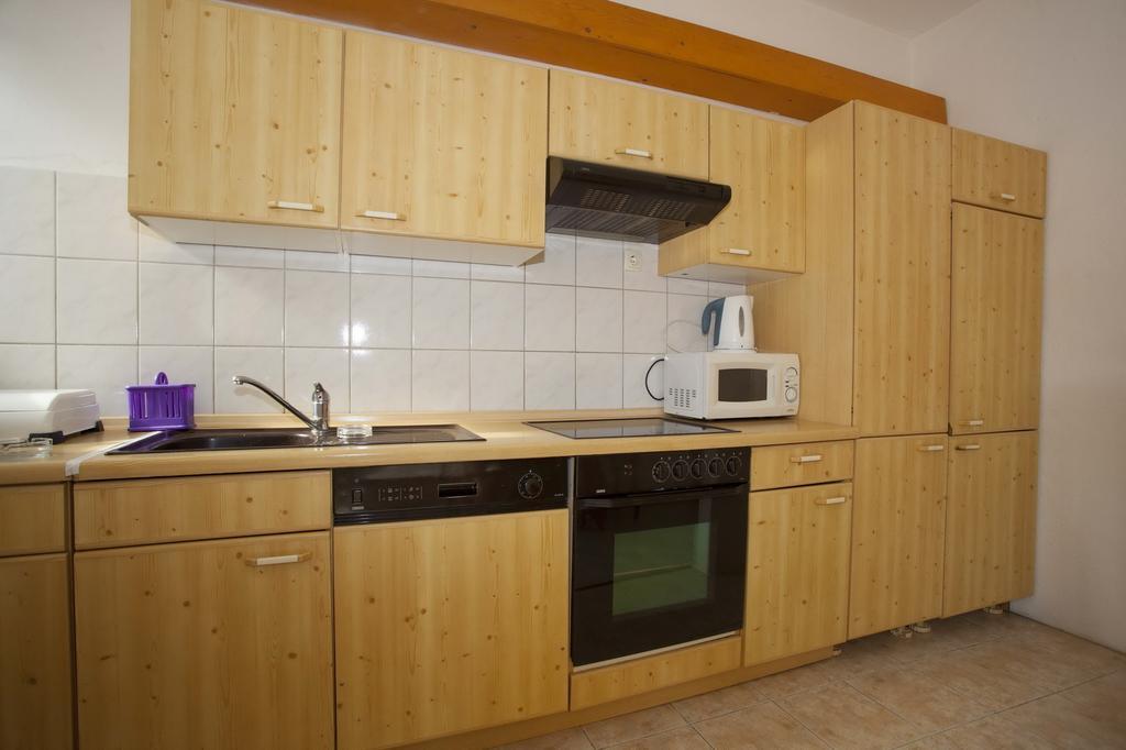 Apartments Dino Makarska Exterior photo